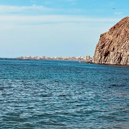 Komfortowy Z Jedna Sypialnia W Playa De Americas Apartment